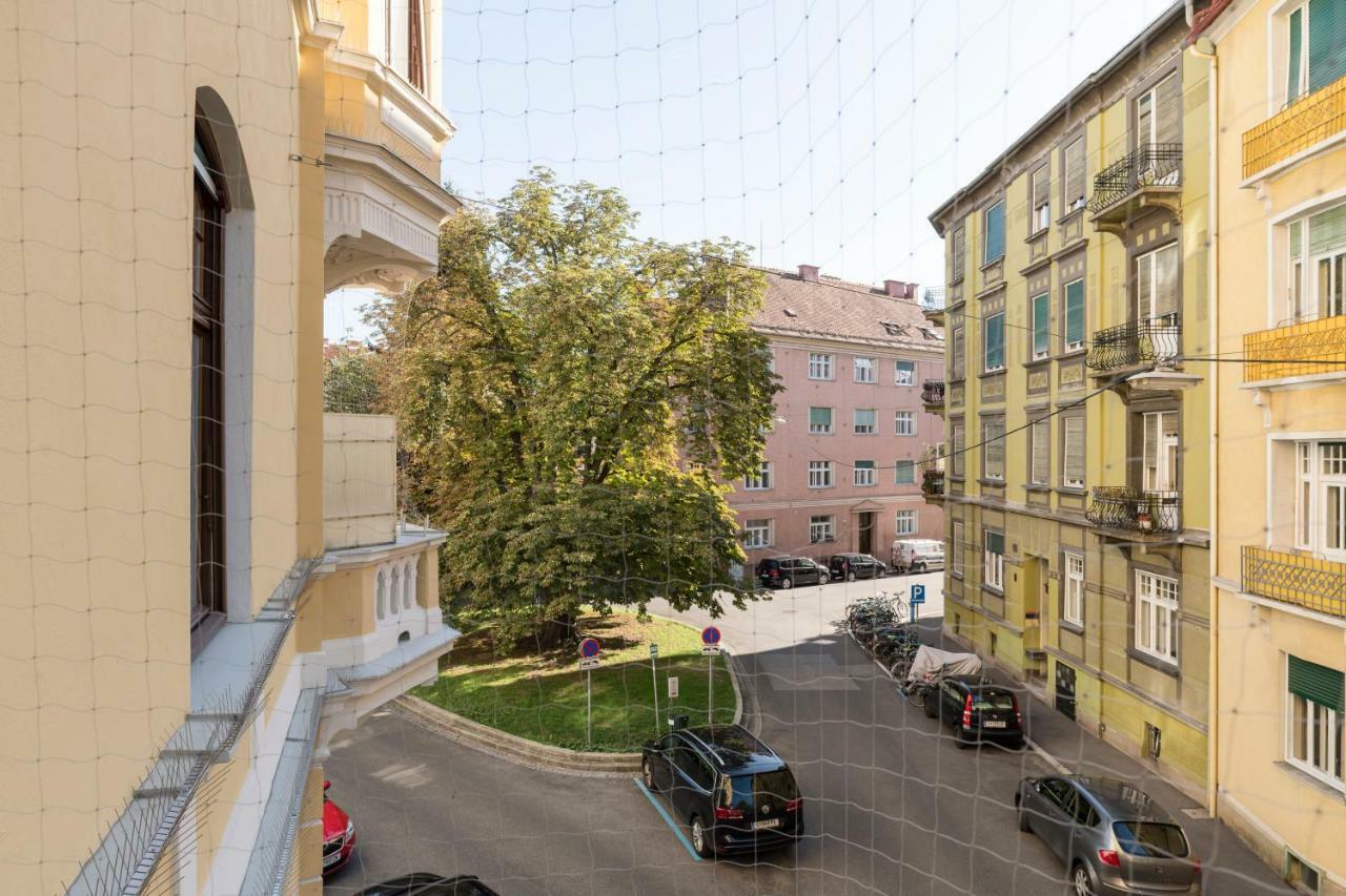 Graz City Apartments ภายนอก รูปภาพ